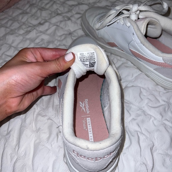 Reebok Women's Sneakers - White and Pink - Picture 5 of 5